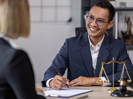 business-asian-people-and-lawyers-businessman-and--LBAKN8R